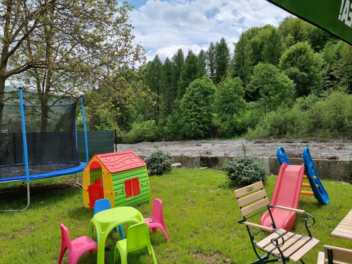 Hanul Doftana Traisteni Bagian luar foto