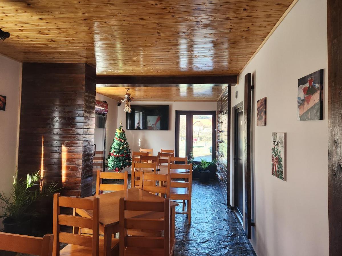 Hanul Doftana Traisteni Bagian luar foto