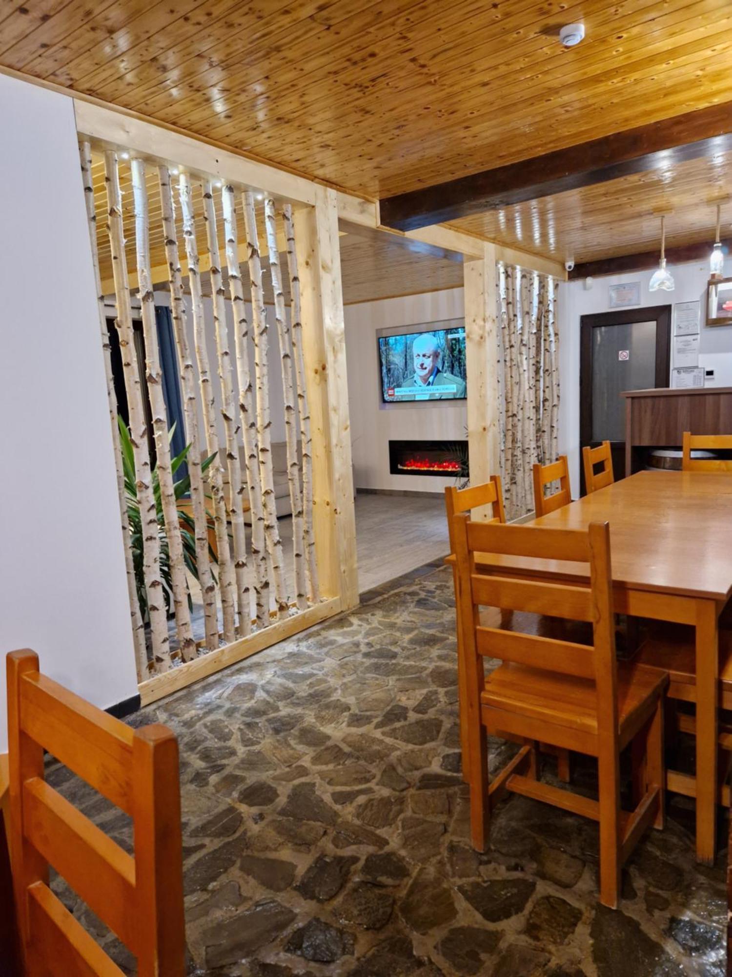 Hanul Doftana Traisteni Bagian luar foto